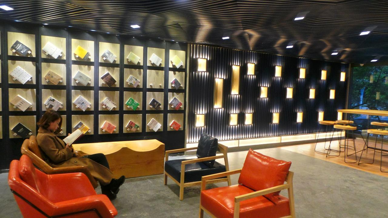 Lifu Hotel Wankel Jiang Tai Road Metro Station Branch Quảng Châu Ngoại thất bức ảnh